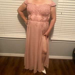 Blush gown 2XL runs small for an XL person